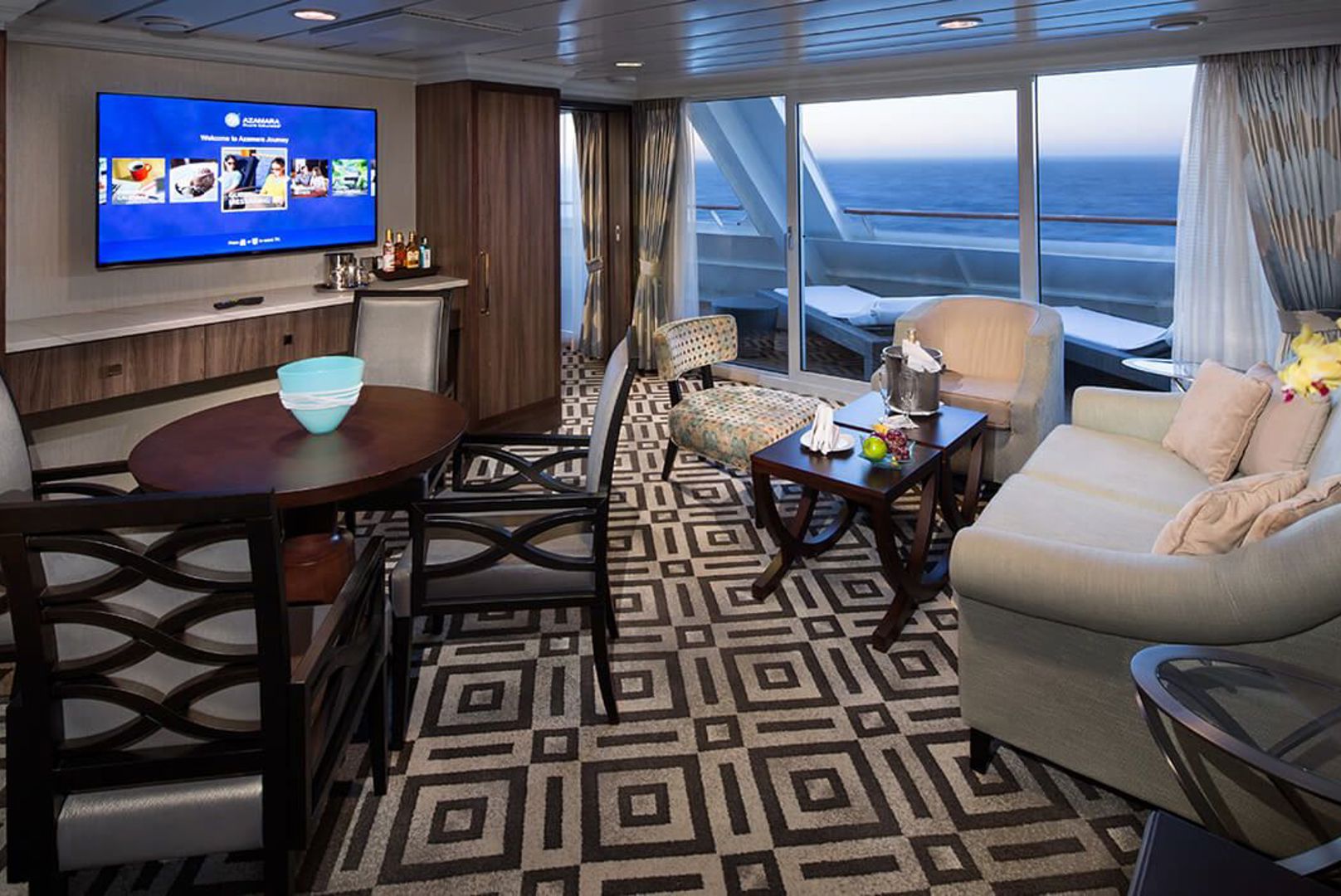 Club World Owner Suite