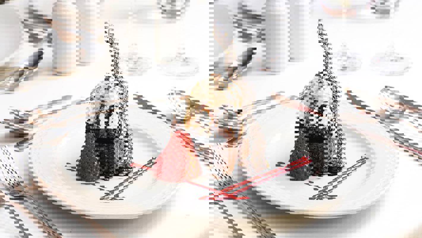 Thomson Cruises Thomson Majesty Interior Le Bistro Restaurant Dessert.jpg