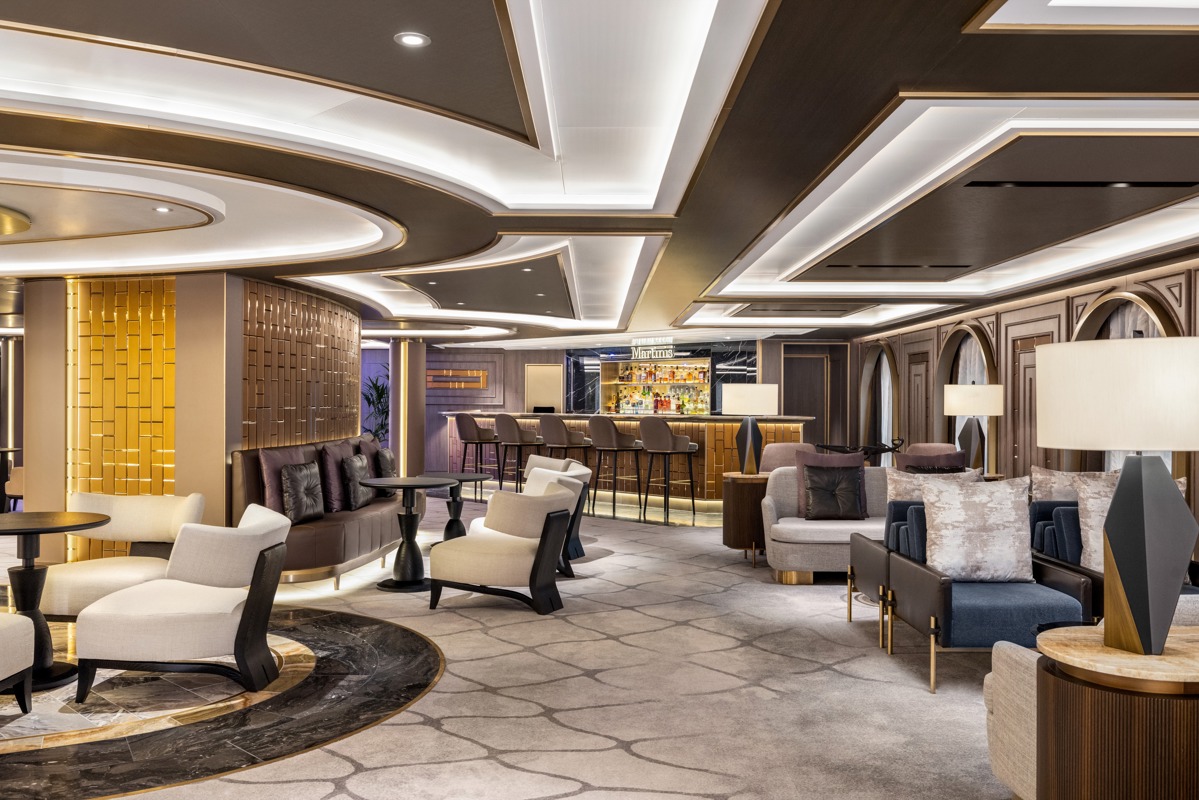 Oceania Cruises A-Class Martinis 2.jpg