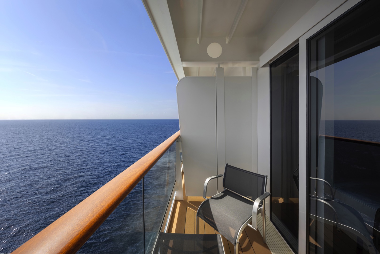 Balcony Aurea