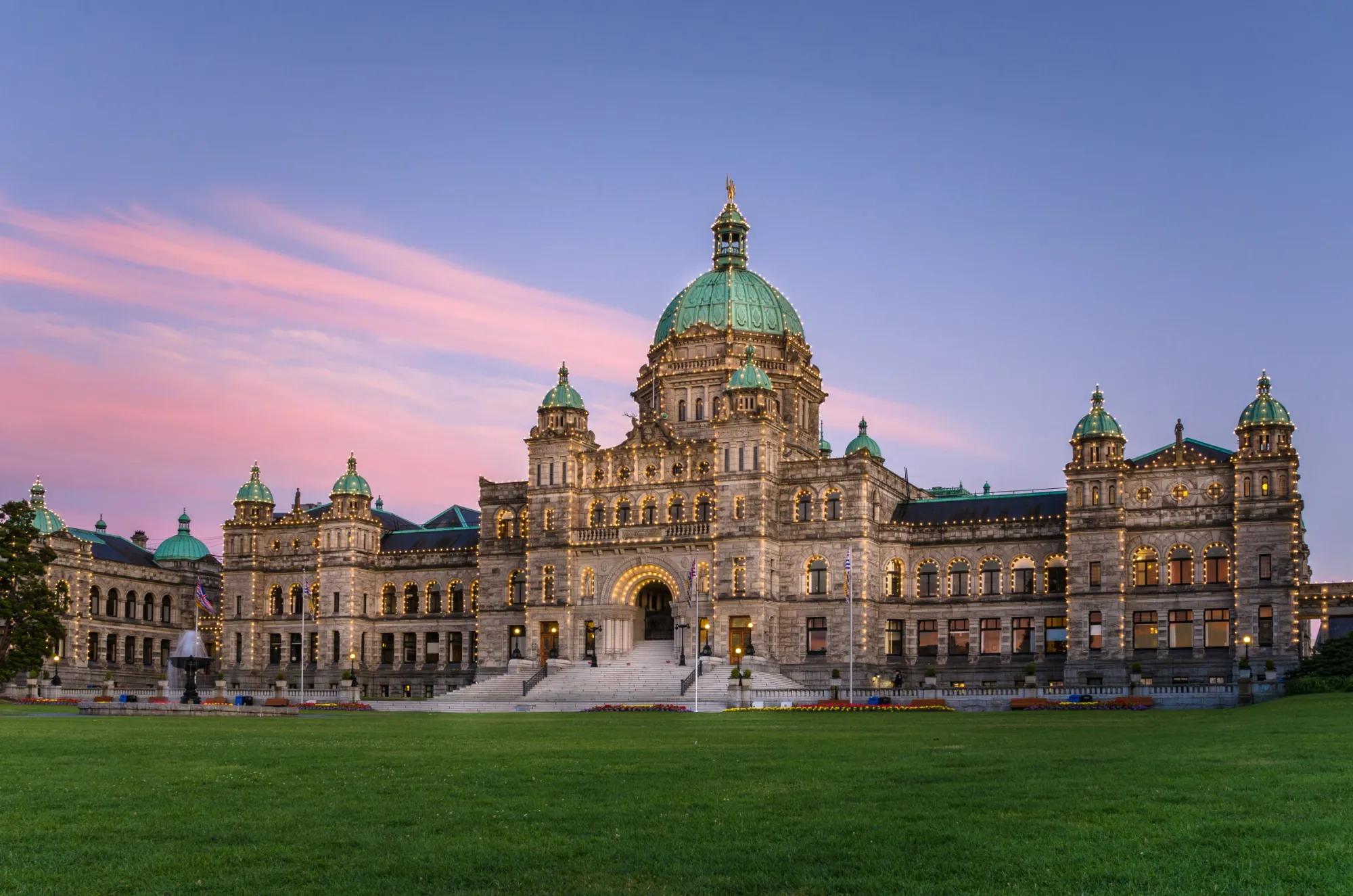 Shutterstock 263408288 Victoria British Columbia Canada