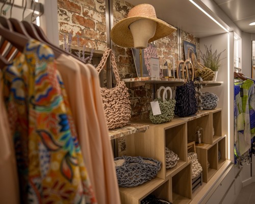 Azamara - The Journey Shop, Credit. Tim Faircloth.jpg