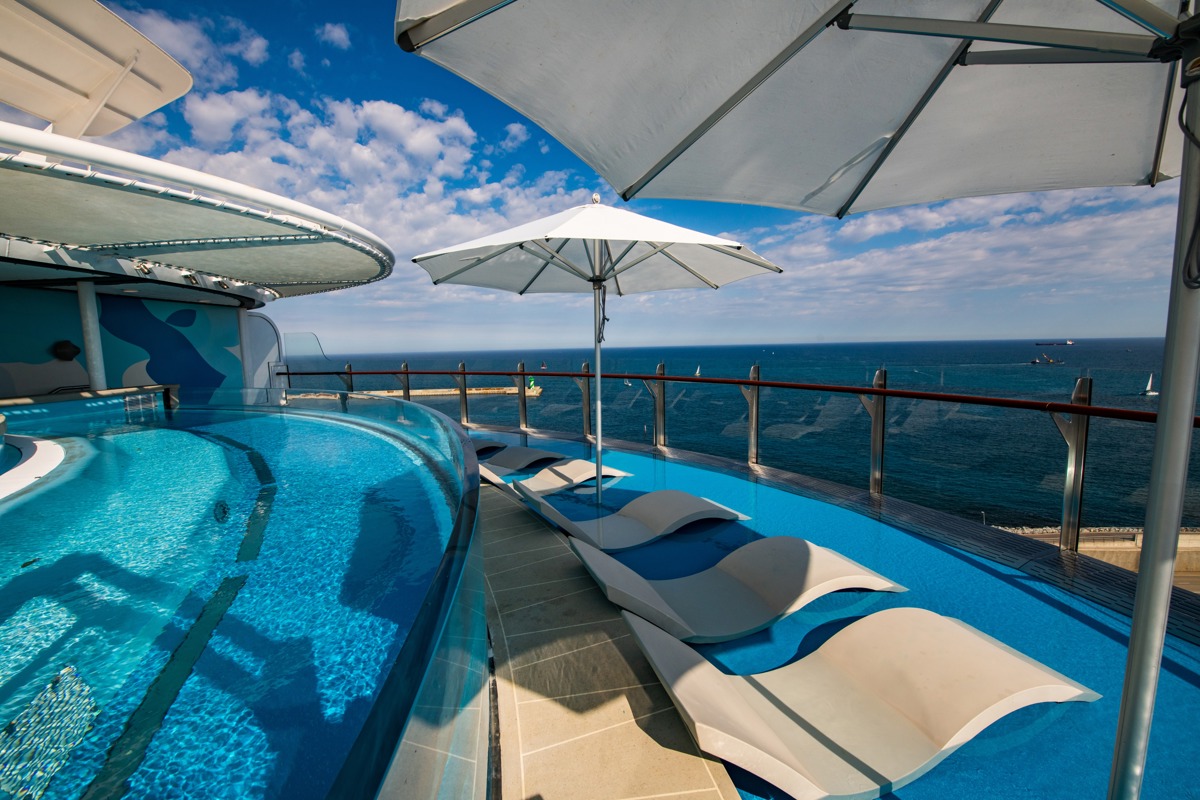 RCI Wonder of the Seas Suite Neighbourhood Sun Deck.jpg.JPG