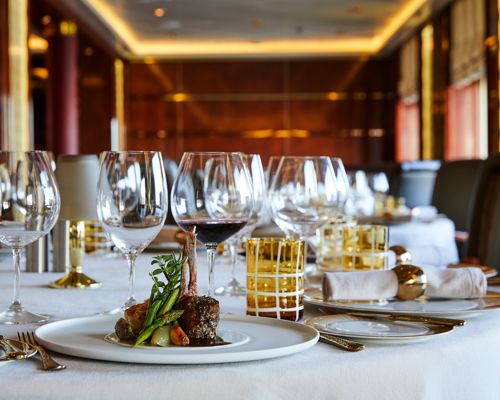 Silversea Cruises - Silver Cloud - La Dame 1.jpg