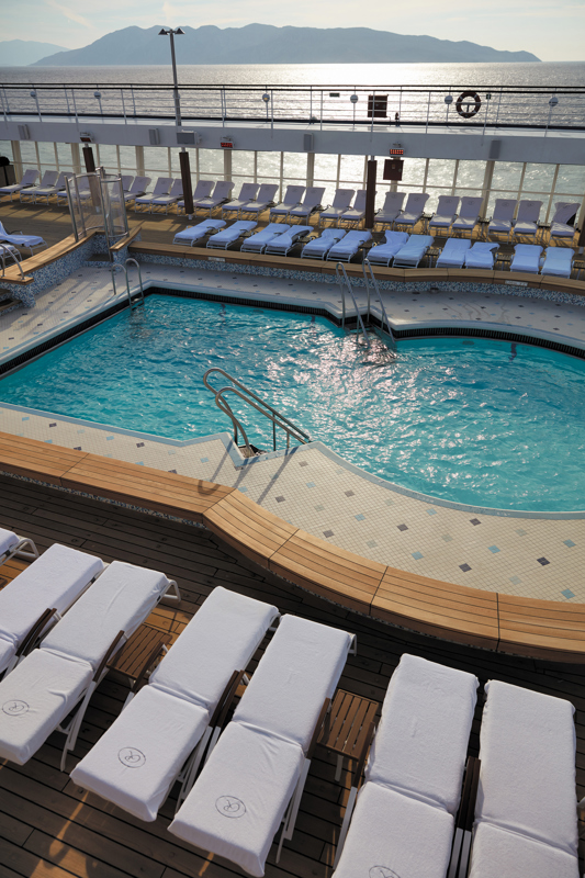 VOY Pool Deck 2024 04 21 17 32 05