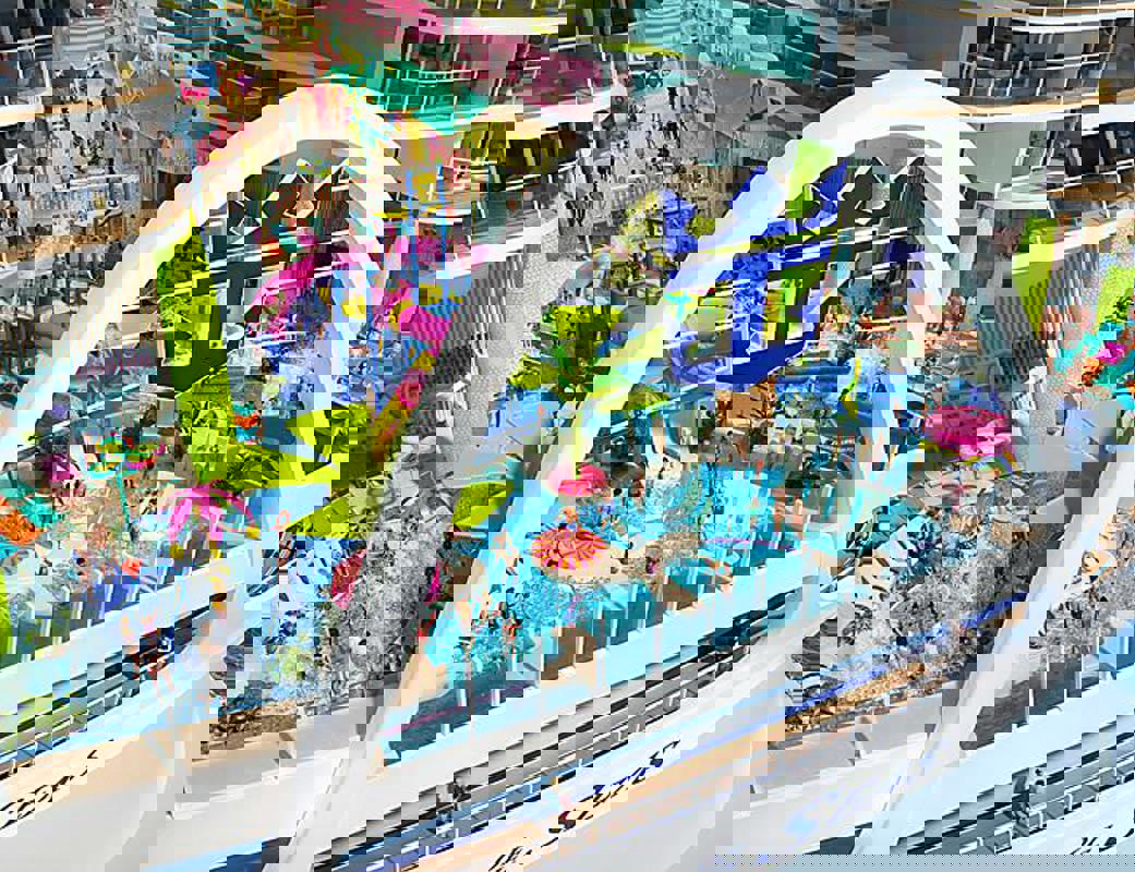 RCI Star of the Seas - Waters Edge 2.jpg