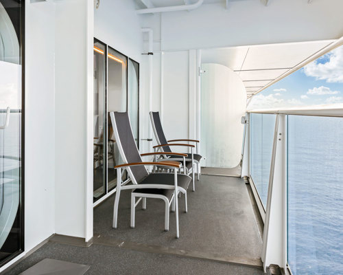 RCI Wonder of the Seas Junior Suite Accessible 2.jpeg