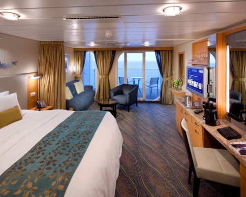 Royal Caribbean International Oasis of the seas accommodation Junior suite 1.jpg