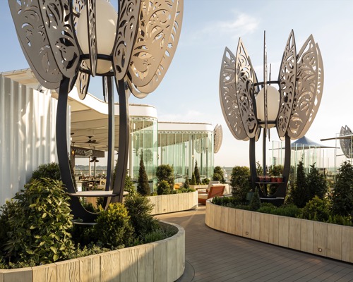 Celebrity Cruises Rooftop Garden 2.jpg