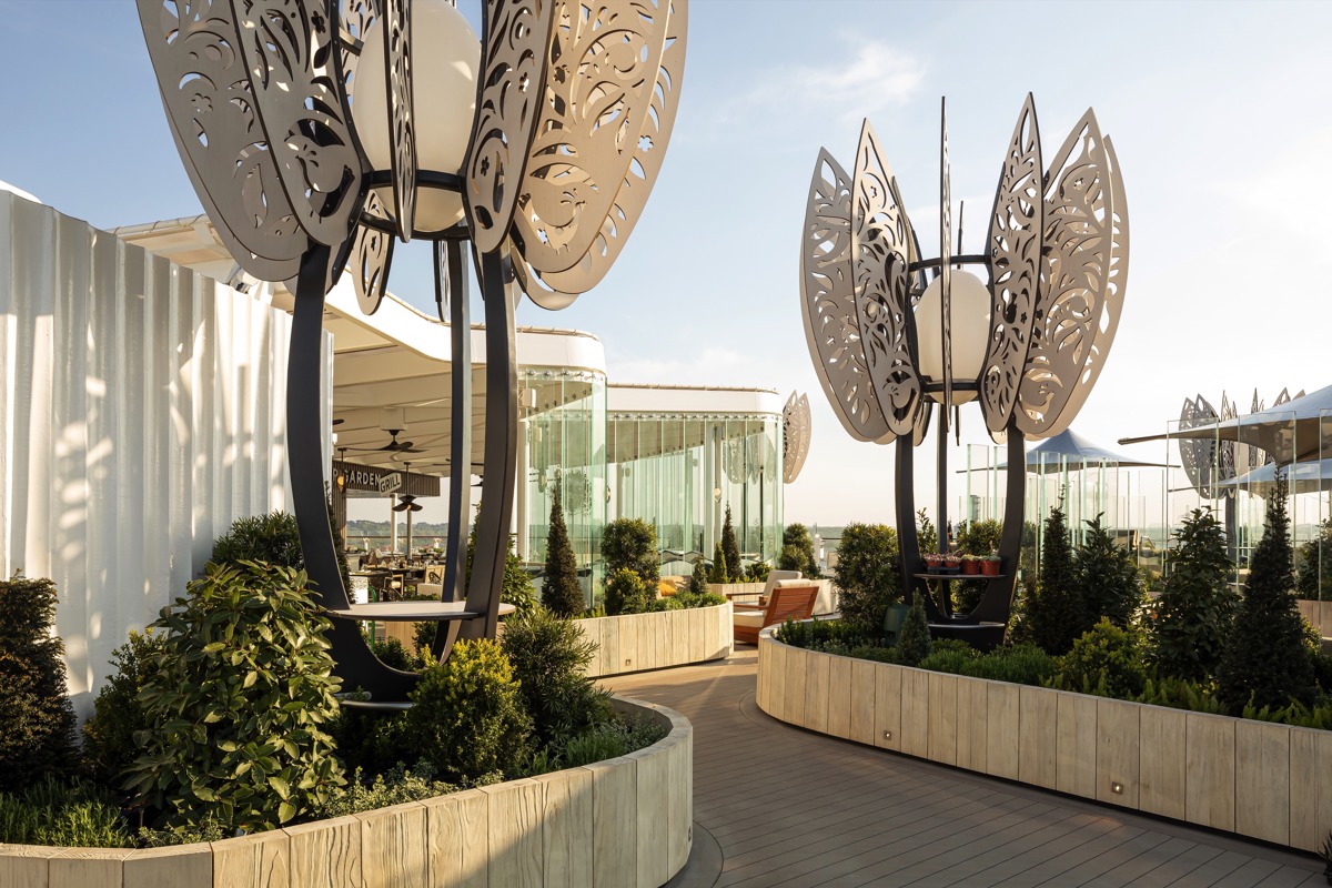 Celebrity Cruises Rooftop Garden 2.jpg