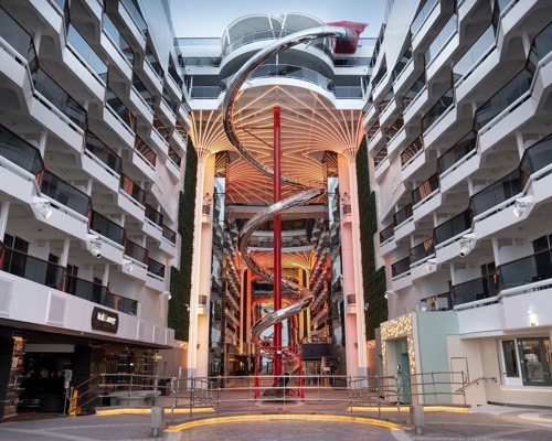 MSC Cruises MSC World Europa The Venom Drop @ The Spiral 2.jpg