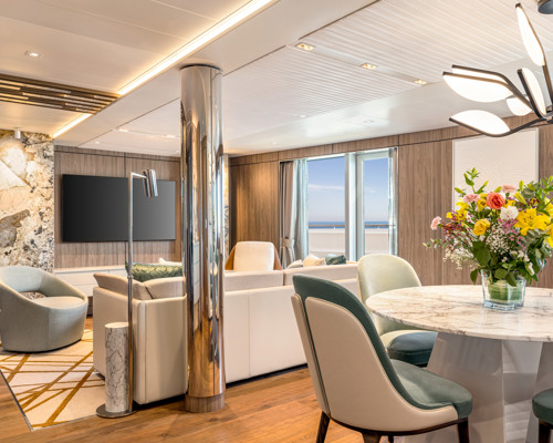 Oceania Cruises A-Class Vista Suite 2.jpg