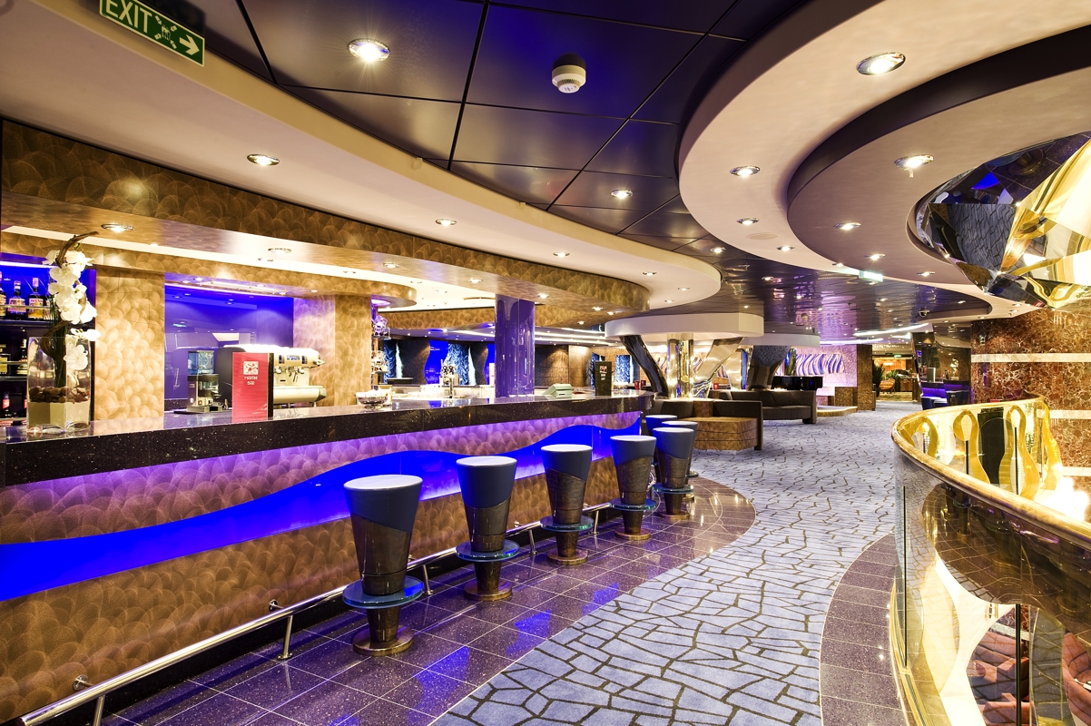 MSC Cruises MSC Splendida L'Aperivitivo Bar 0.jpg