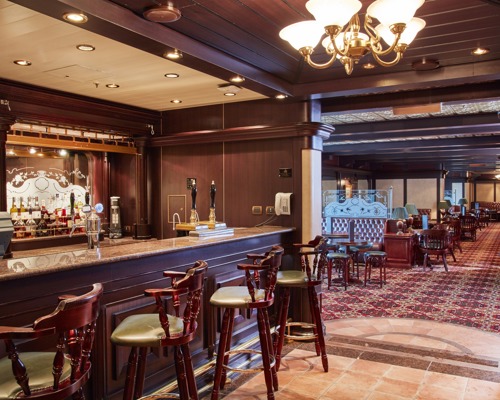 Cunard Line QV Golden Lion Pub.jpg