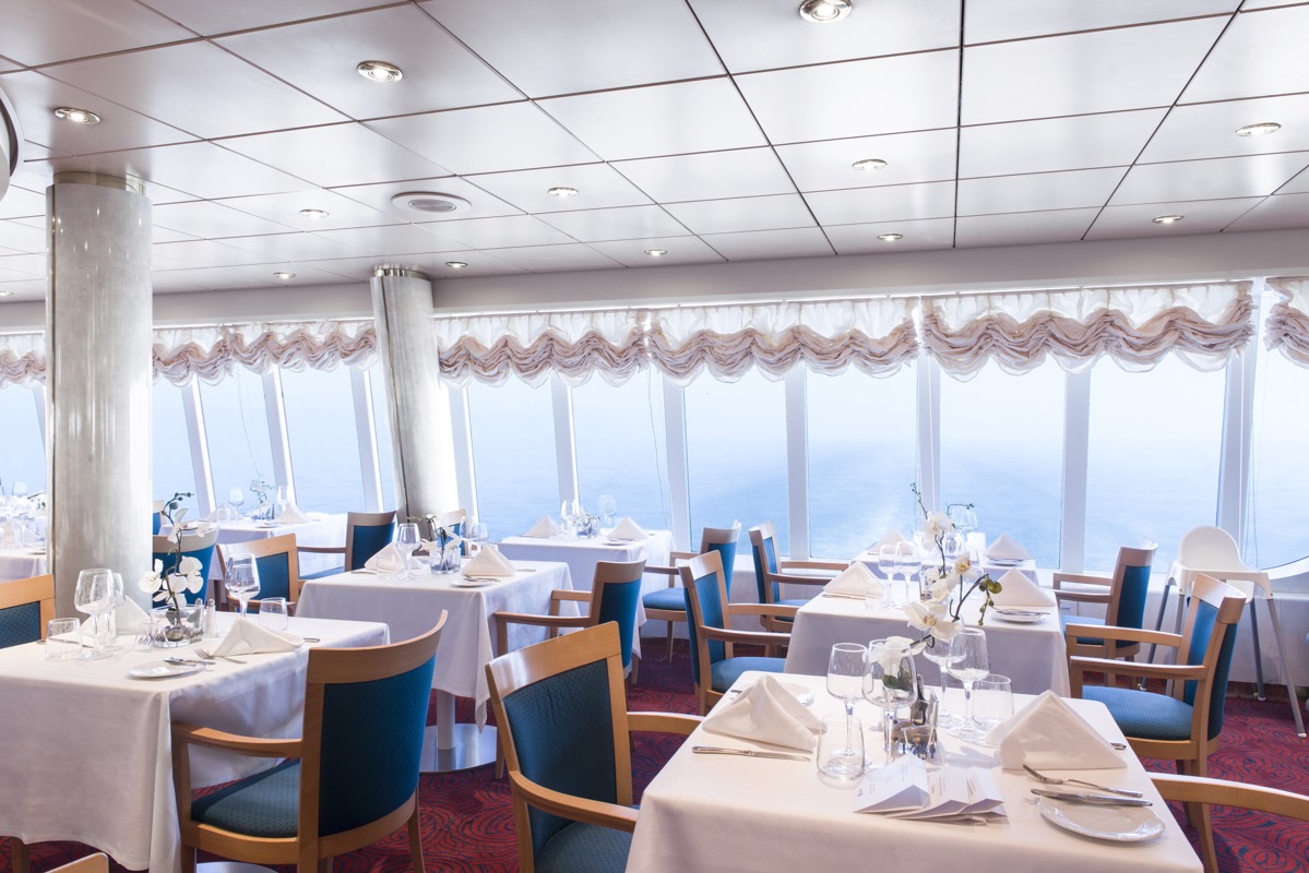 MSC Cruises MSC Lirica L'Ippocampo 2.jpg