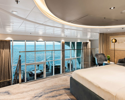 RCI Wonder of the Seas Royal Loft Suite 4.jpeg