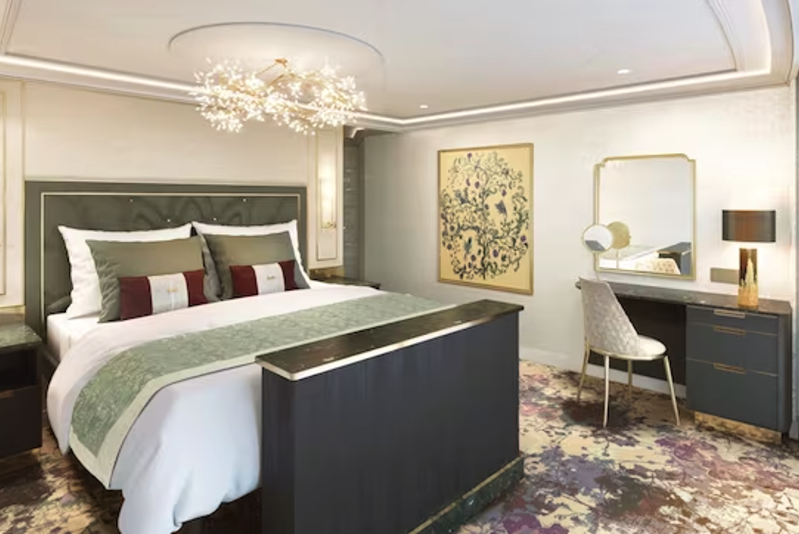 Concierge One-Story Royal Suite