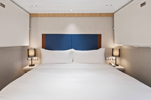 AquaTheater Suite with Large Balcony – 2 Bedrooms