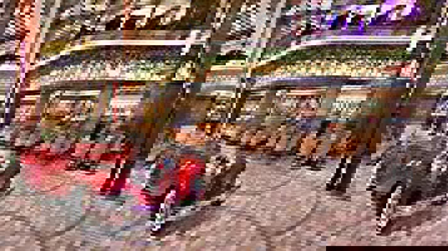 RCI Wonder of the Seas Cafe Promenade.jpeg