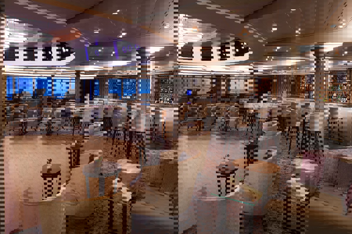 Celebrity Cruises Rendezvous Lounge 4.jpg