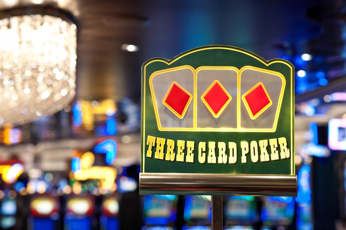 Royal Caribbean International Oasis of the Seas Casino 3.jpg