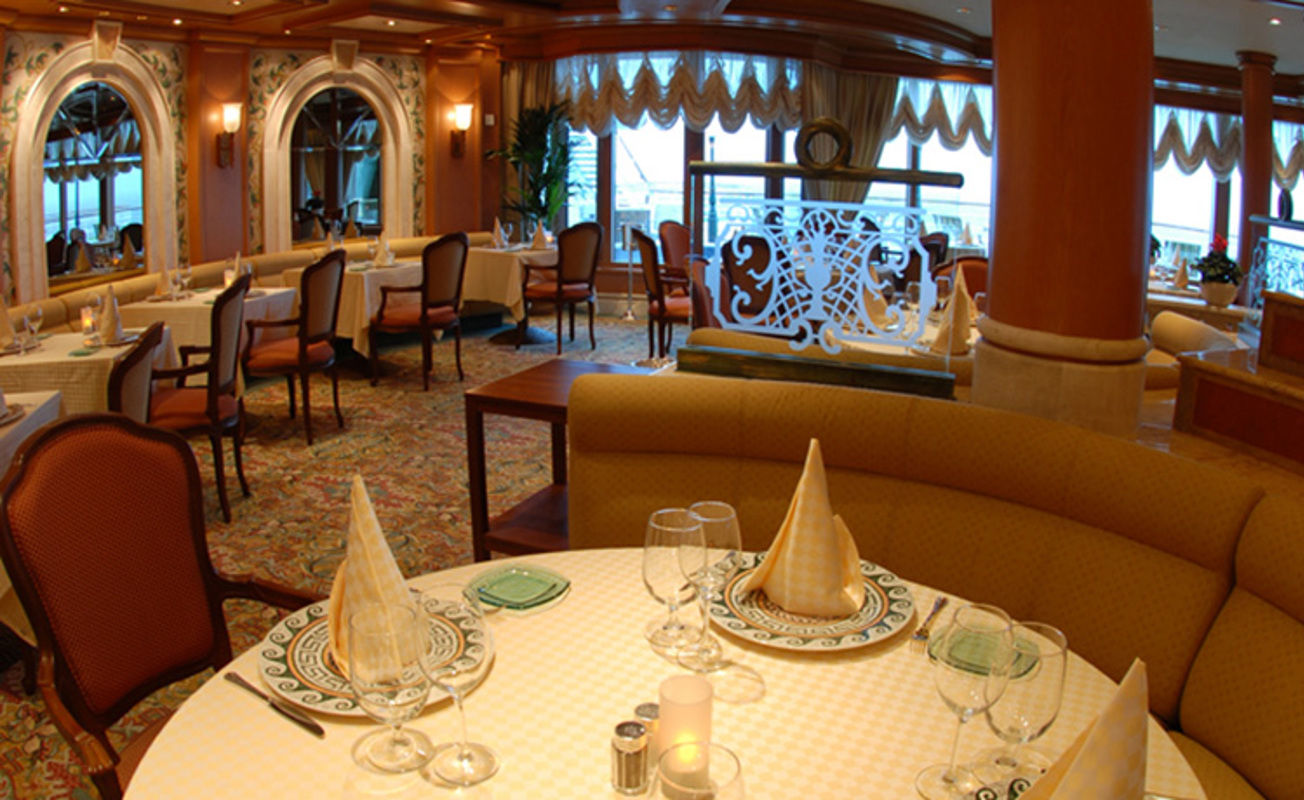 Princess Cruises Ruby Princess Interior Sabatinis.jpg