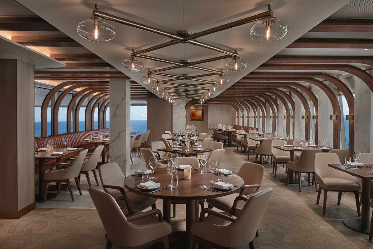 NCL Norwegian Spirit Onda by Scarpetta.jpeg