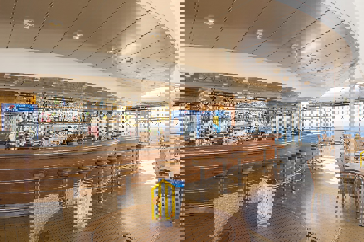 MSC Cruises MSC Lirica La Pergola Outside Bar 1.jpg