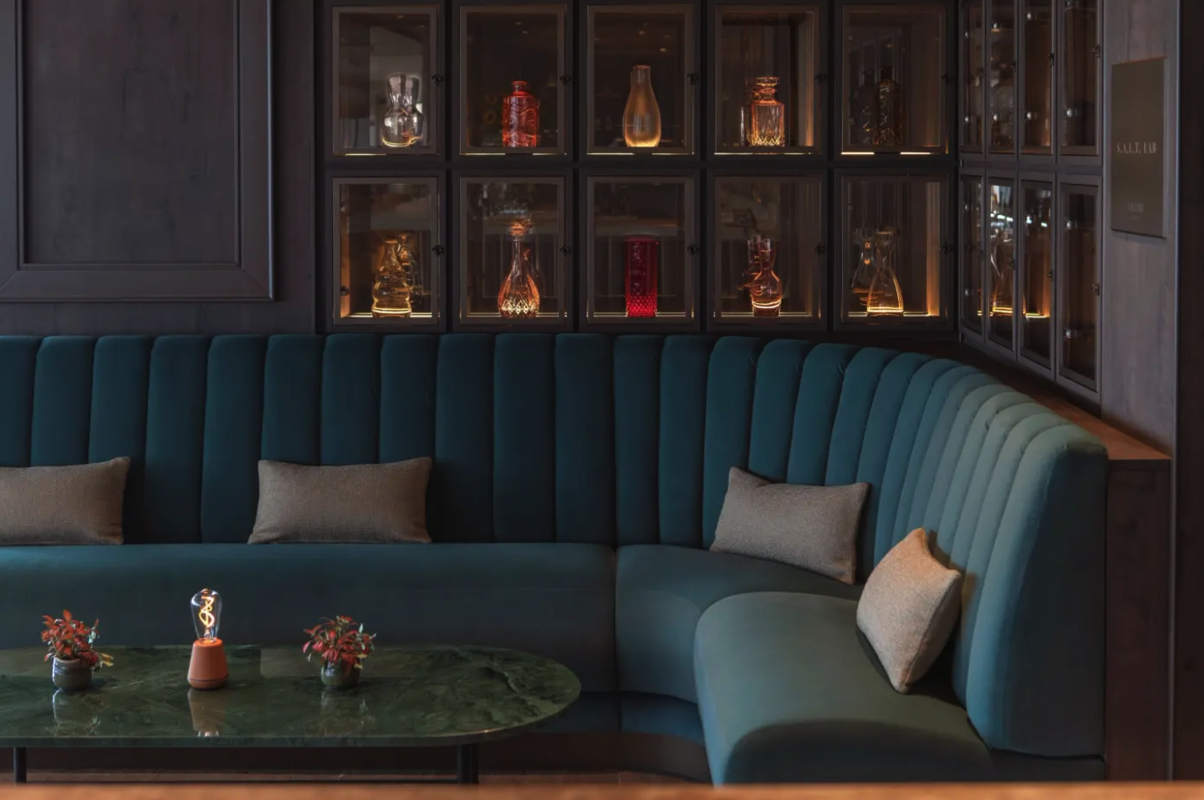 Silversea, Silver Nova S.A.L.T. Bar 1.png