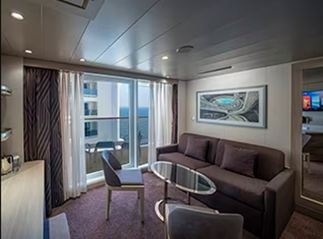 MSC Cruises MSC World America Premium Suite Aurea with Promenade & Ocean View 2.png