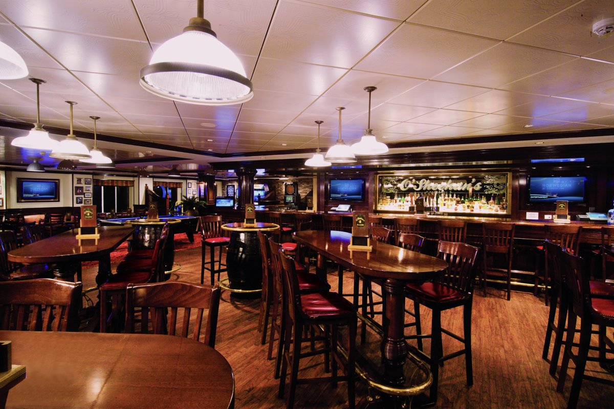 NCL Norwegian Epic O'Sheehan's Bar & Grill 4.jpeg