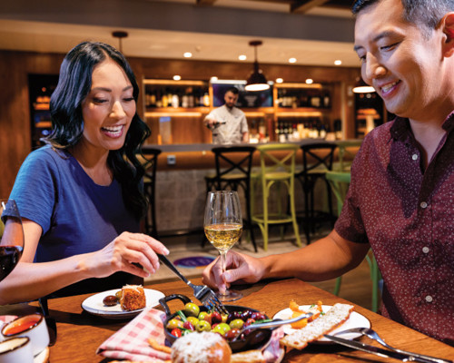 RCI Icon of the Seas Giovanni’s Italian Kitchen & Wine Bar.jpg