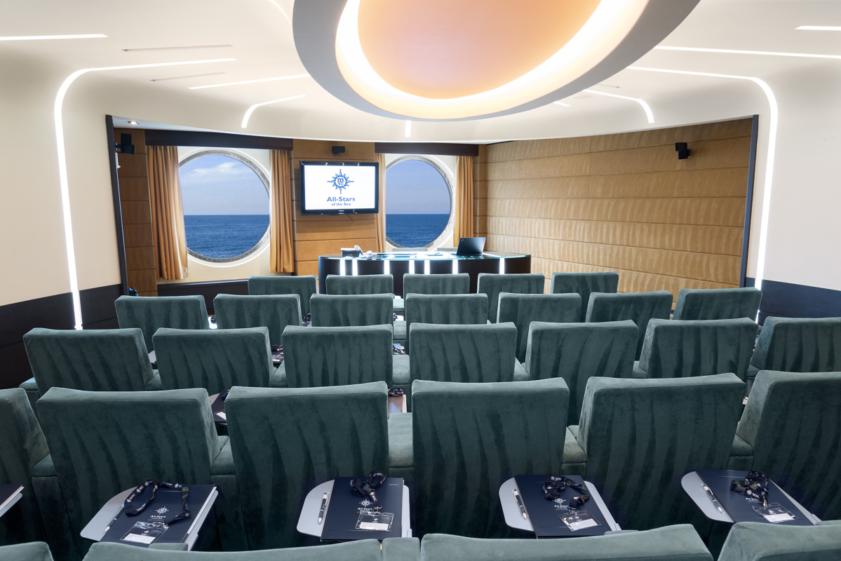 MSC Cruises MSC Fantasia Meeting Center Business Center 0.jpg