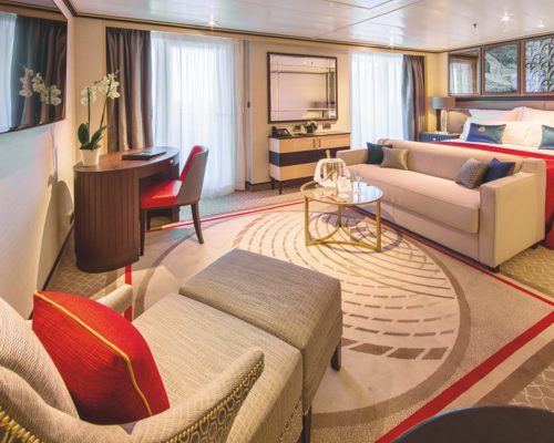 Cunard Queen Mary 2 Accommodation Queens Suite.jpg