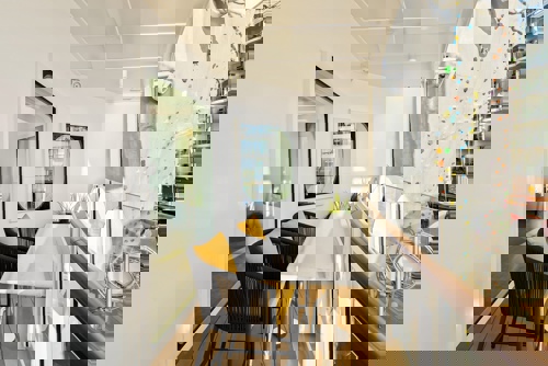 Spacious AquaTheater Suite Large Balcony – 2 Bedrooms