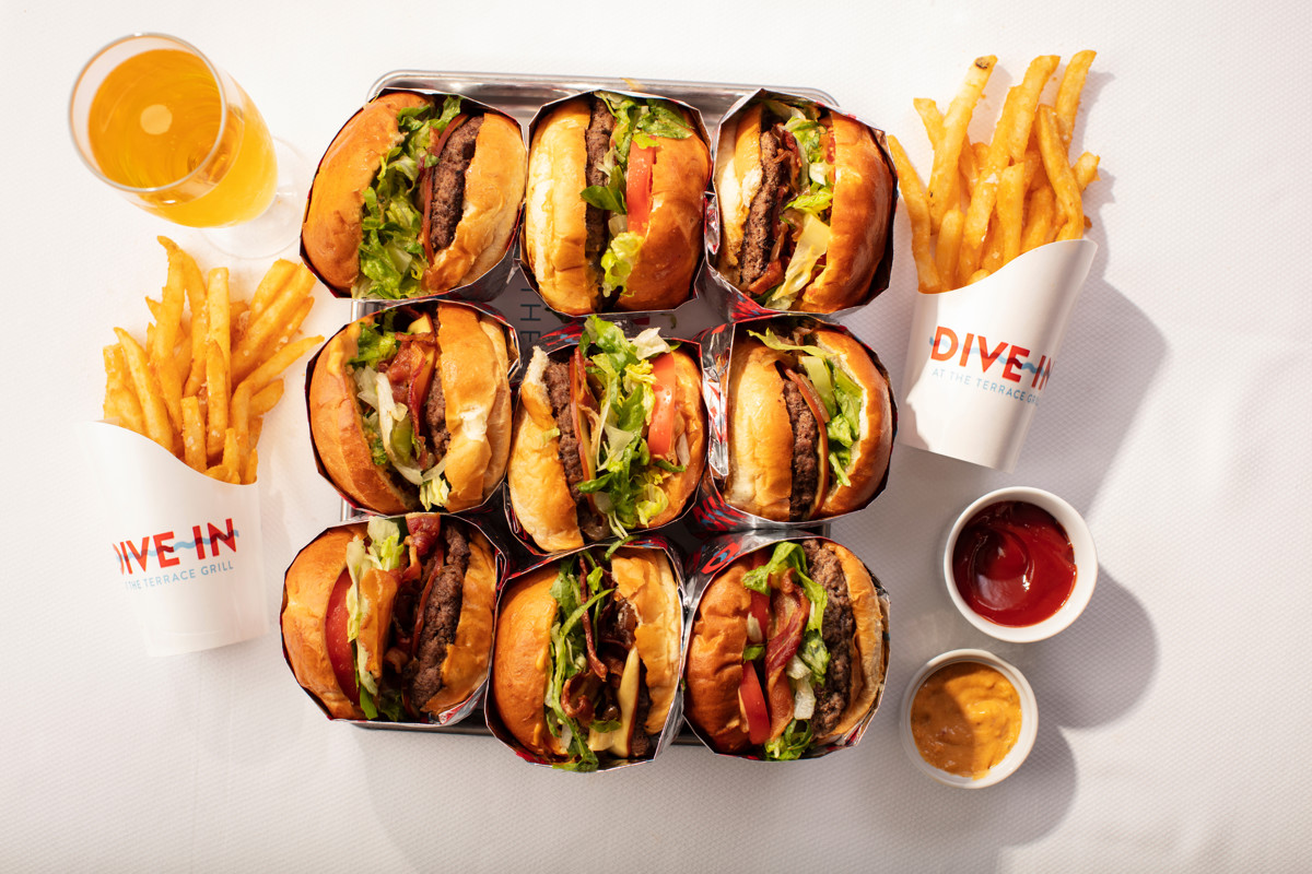 Holland America Line - Rotterdam - Dive IN.jpg