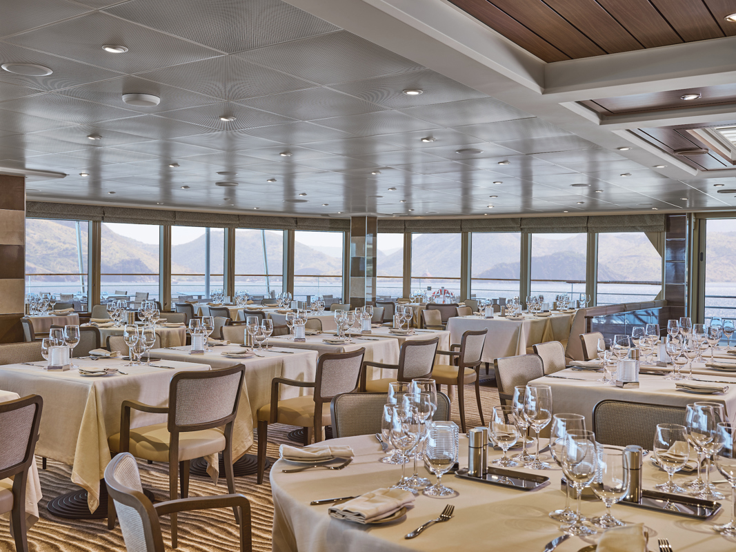 Silversea Cruises Silver Moon La Terrazza 3.jpg