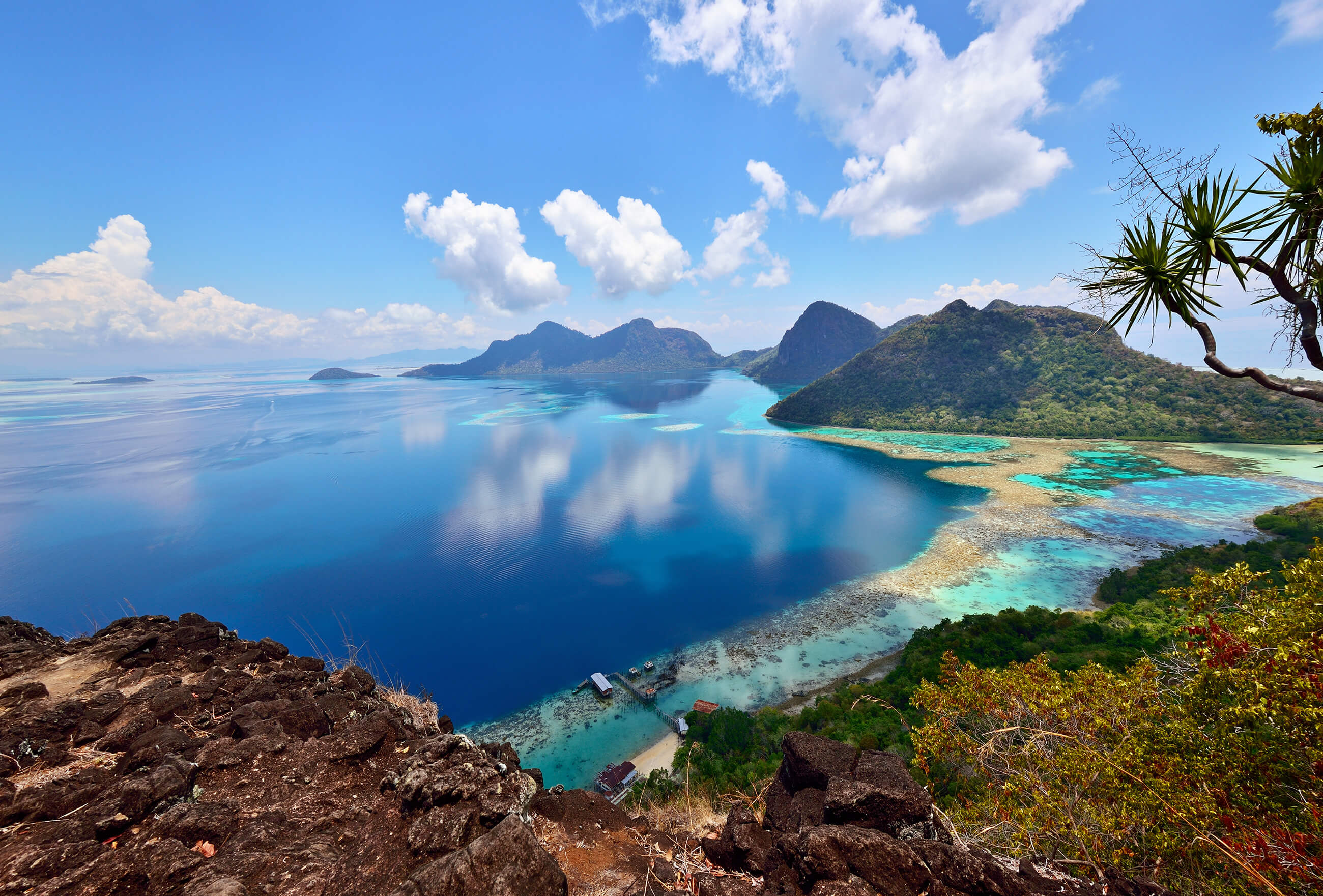 Kota Kinabalu Shutterstock 275501246