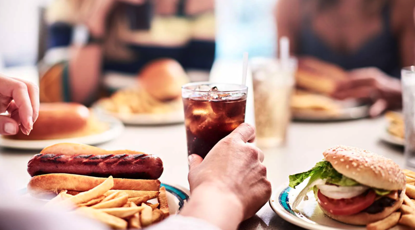 Princess Cruises The Bar & Grill.png