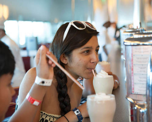 Royal Caribbean Independance of the seas Interior new johnny rockets.jpg