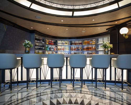 RSSC, Regent Seven Seas Splendor, Chartreuse.jpg