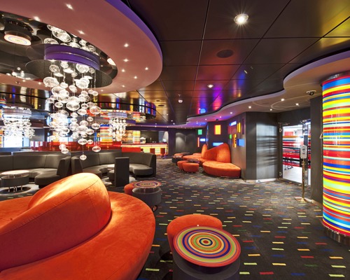 MSC Cruises MSC Fantasia Manhatten Jazz Bar 3.jpg