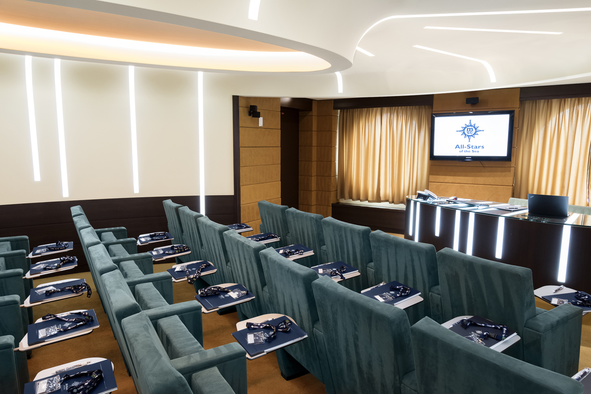 MSC Cruises MSC Fantasia Meeting Center Business Center 2.jpg