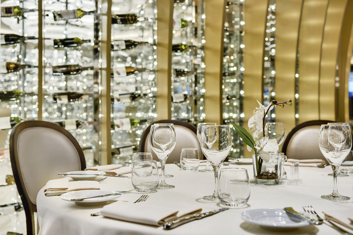 MSC Cruises MSC Meraviglia L'Olive Doree 3.jpg