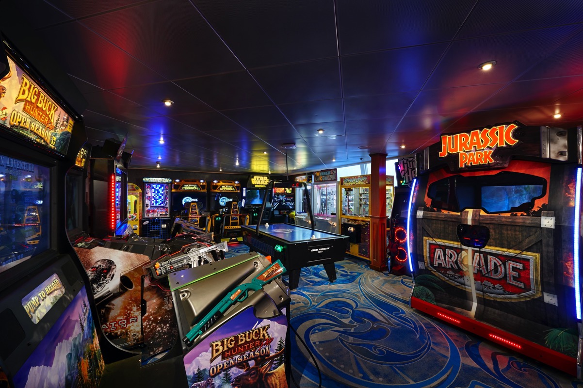 NCL Norwegian Sun Video Zone Arcade.jpeg