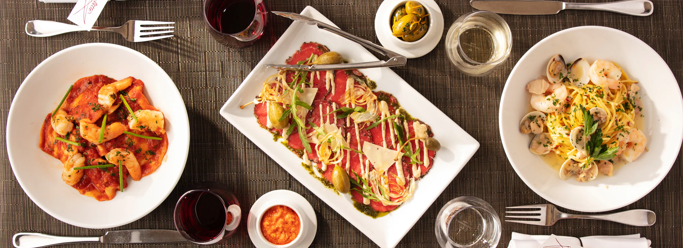 Holland America Line Zaandam Canaletto.png