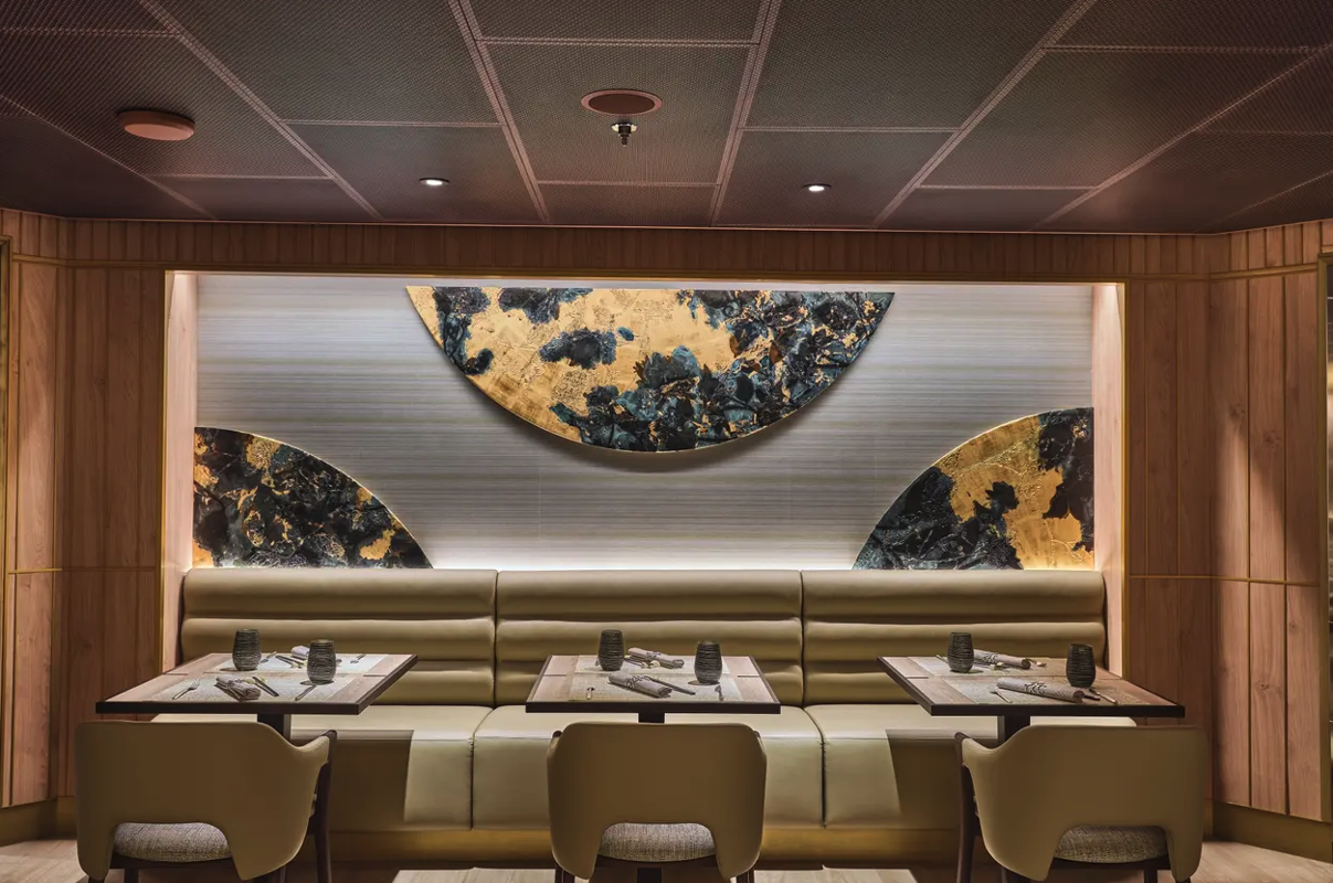 Silversea, Silver Moon Kaiseki 0.png