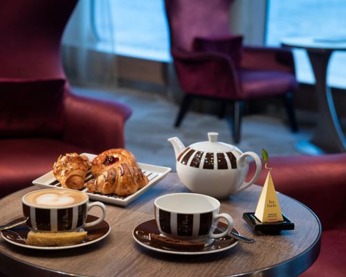 Celebrity Cruises Cafe al Bacio 2.jpg