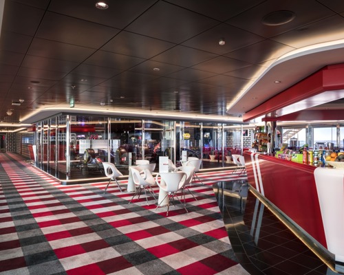 MSC Cruises MSC Meraviglia Sports Bar.jpg
