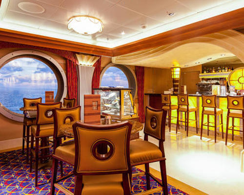 Disney Cruise Lines Disney Dream vista-cafe-00.jpg